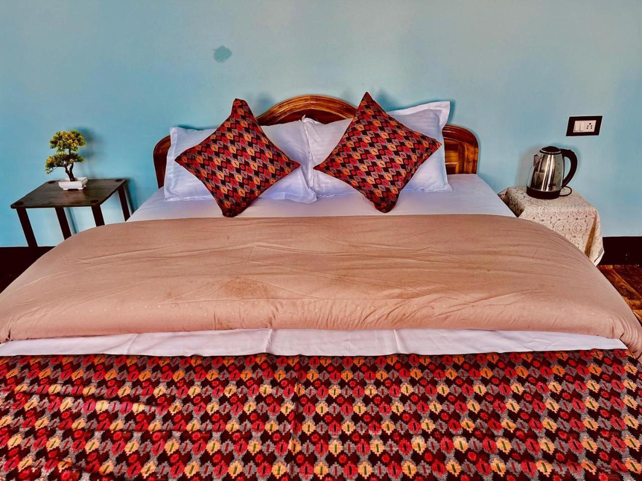 Forest Lodge - 80 Mts From Mall Road Darjeeling  Exterior photo